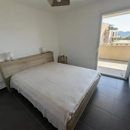 Apartment In Downtown Porto-vecchio, 5-minute Walk *
