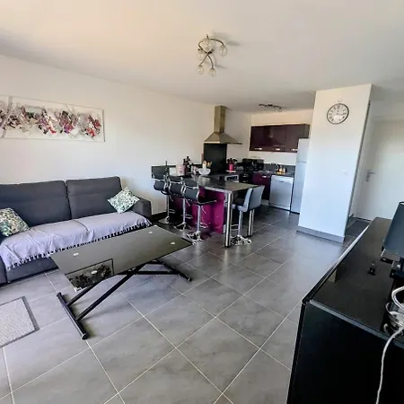 In Downtown Porto-vecchio, 5-minute Walk *